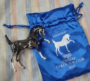 Breyer FANDANGO Deluxe Collector Club 2023 Glossy Twist